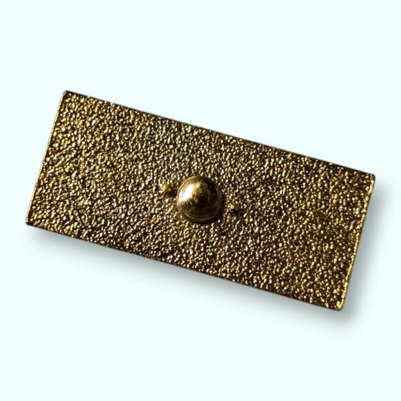 (5/$20) No Idea What I'm Doing Enamel Pin - Picture 2 of 3